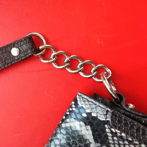 Cleo faux snake leather hand bag / purse - Picture 6 of 10